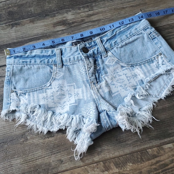 Billabong Laneway Aztec Print Cut Off Denim Shorts - Picture 7 of 10